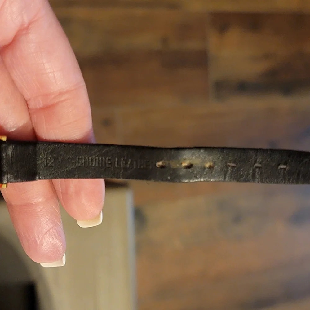 Movado Black and Gold Wearable Watch - Picture 7 of 10